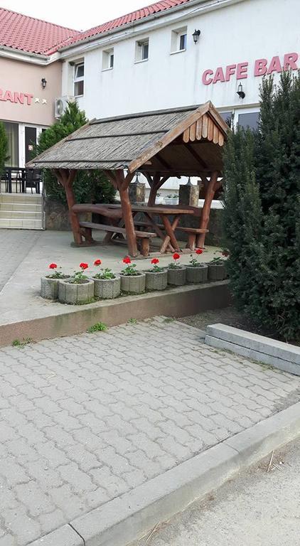 Pensiunea Rodica Nadlac Exterior photo